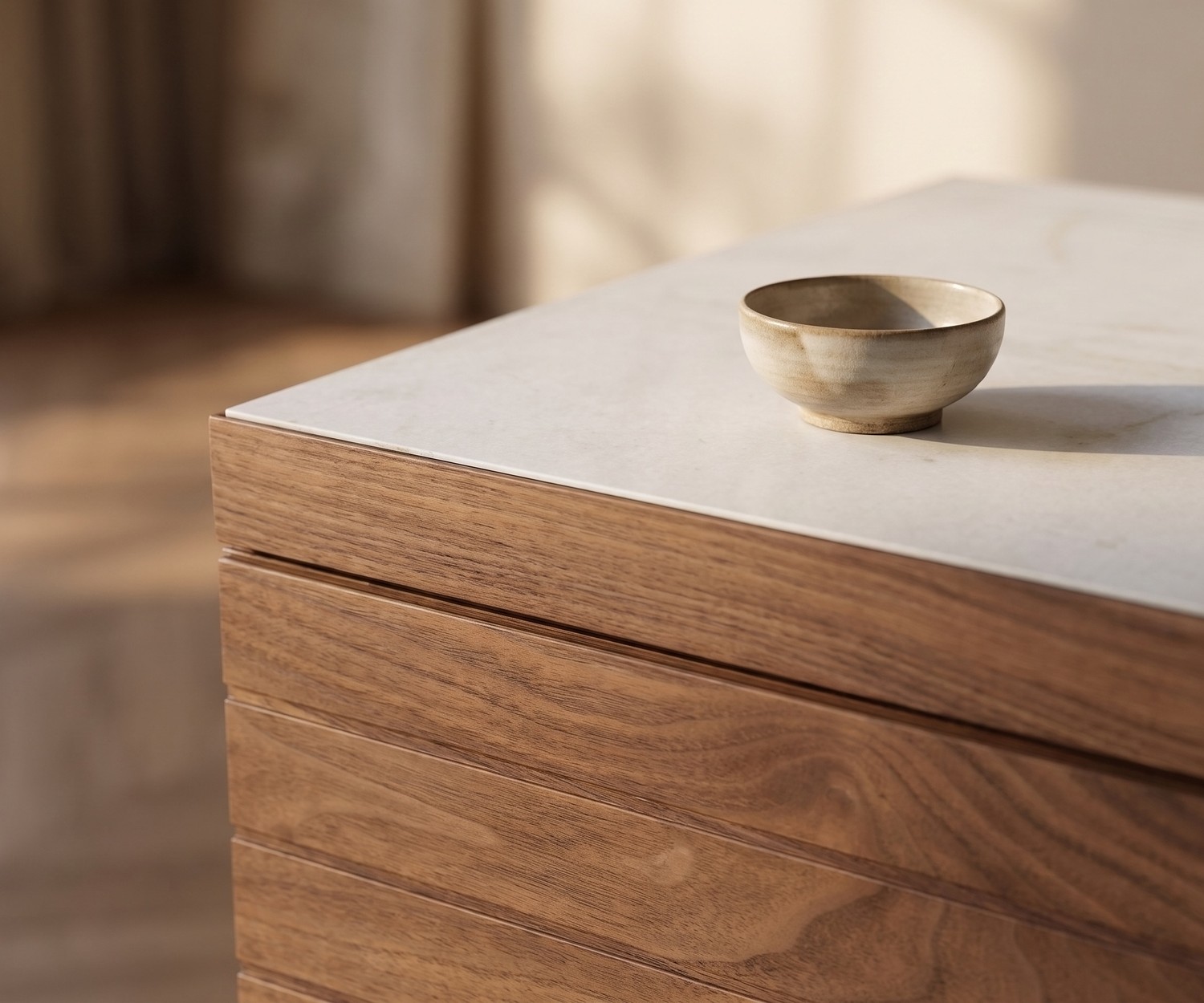 al2 o-rizon 003 Designer-Sideboard aus Holz al2 o-rizon 003 Sideboard für das Wohnzimmer aus Holz mit edler Marmorplatte in minimalistischem Design.