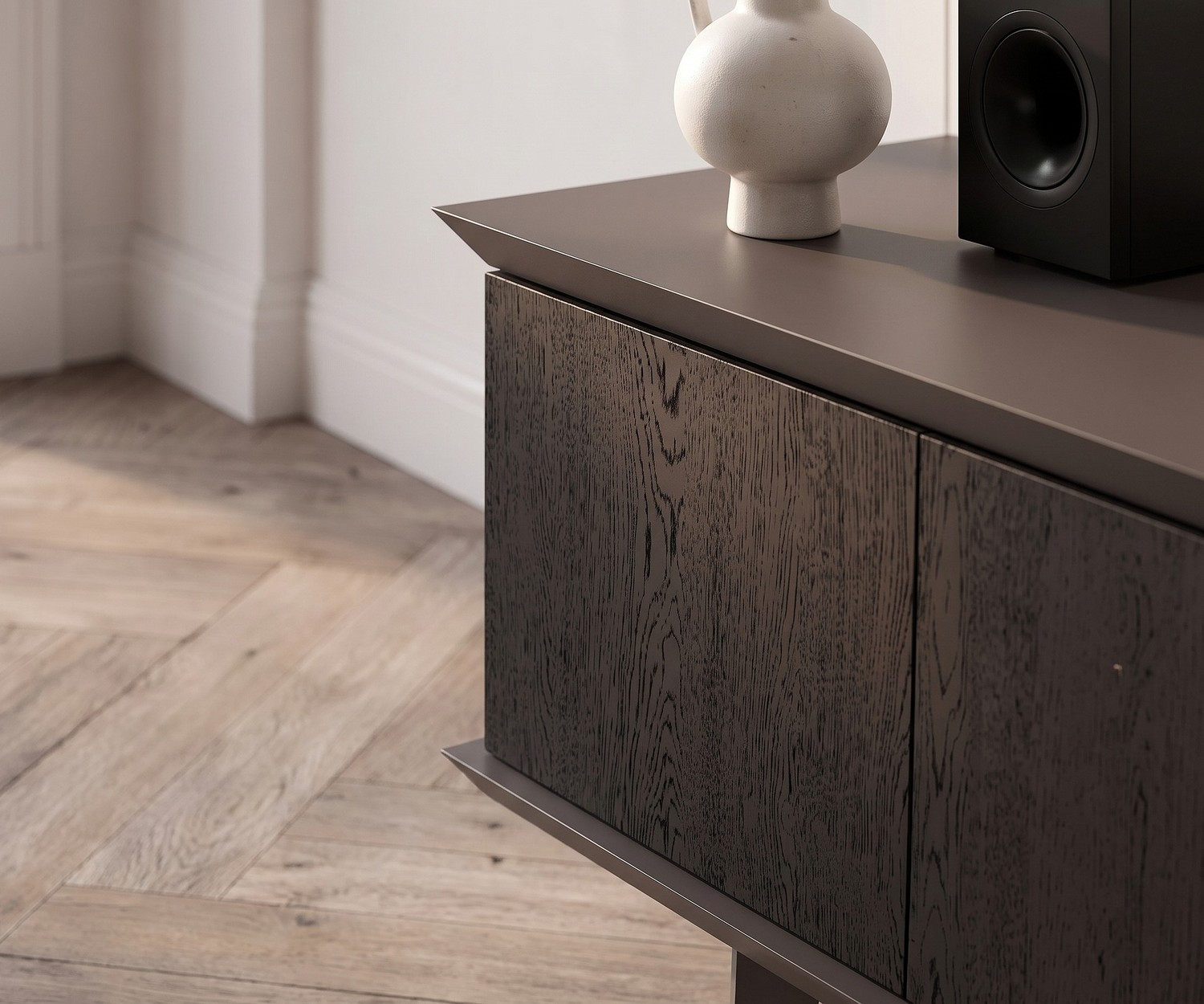 TV Lowboard Ozzio Brera aus schwarzer Eiche im modernen Wohnzimmer. Elegantes Design-Sideboard mit Holzmaserung.