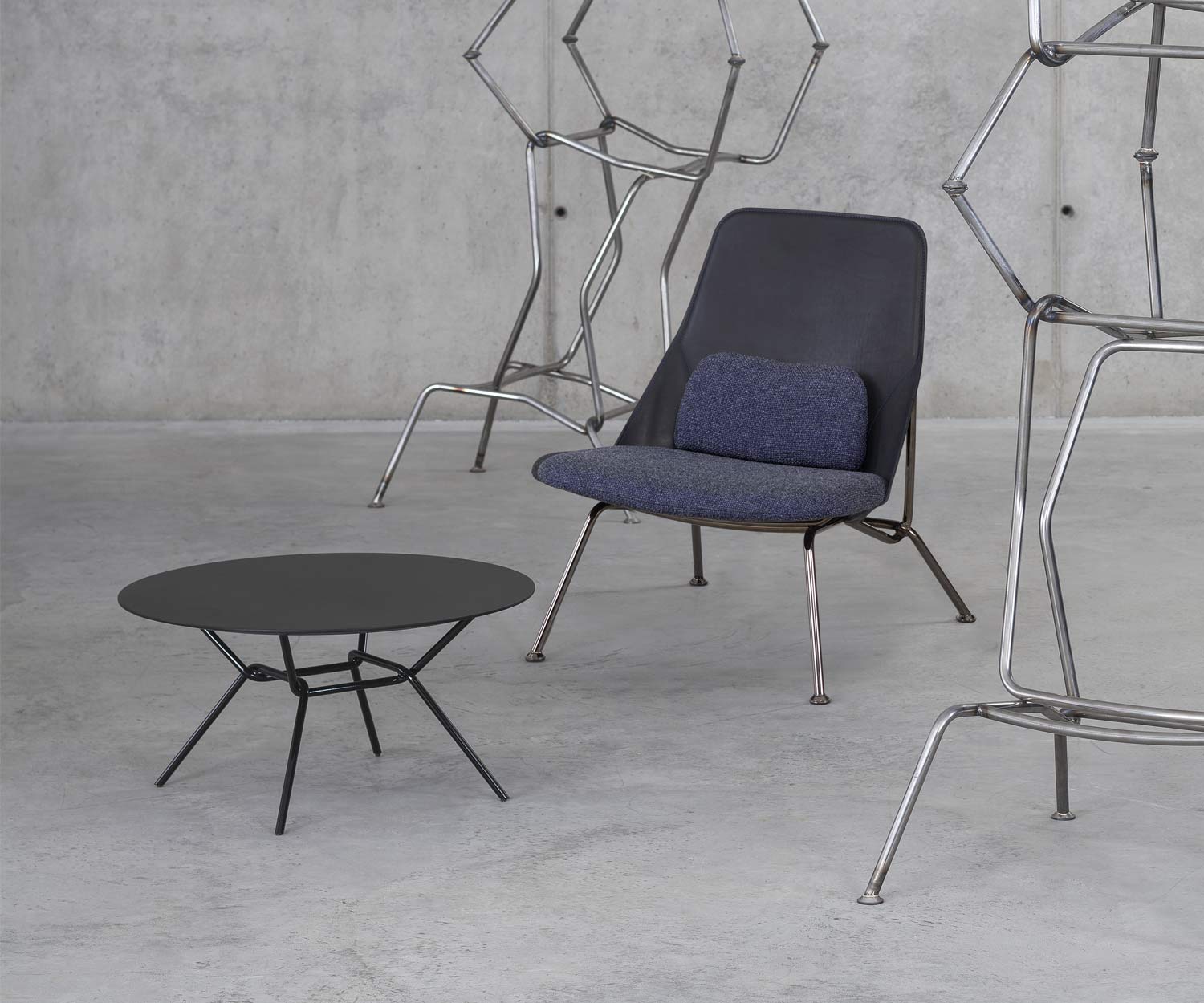 Prostoria Sessel Steam blau mit Beistelltisch Prostoria Sessel Steam blau mit Beistelltisch