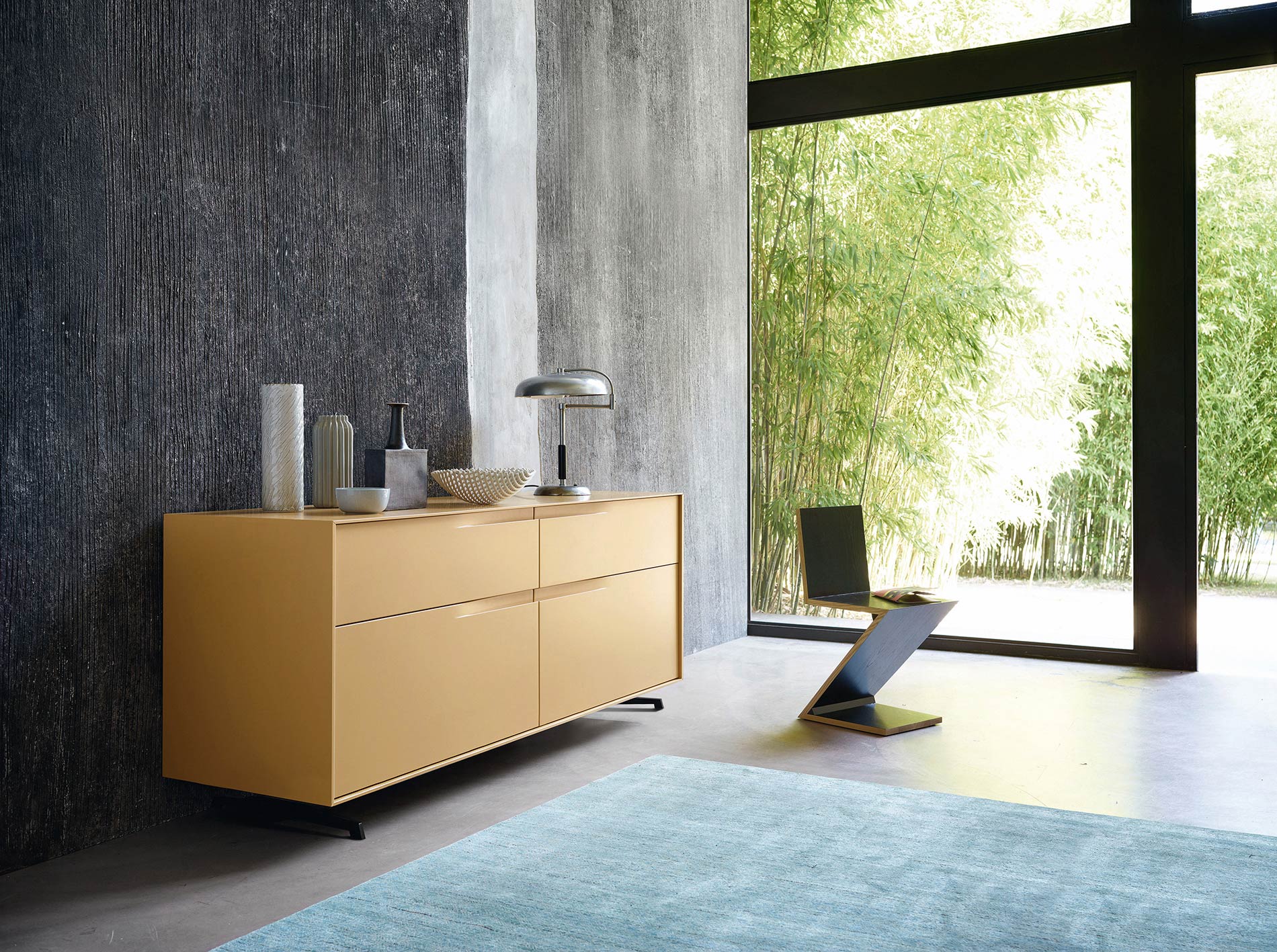Gelbes Design Sideboard