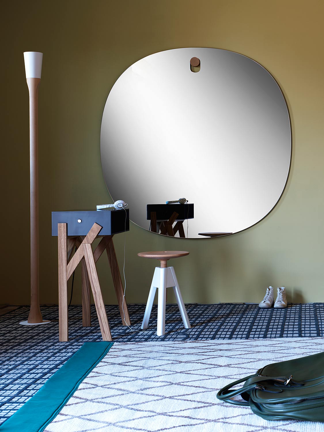 Großer runder Design Spiegel