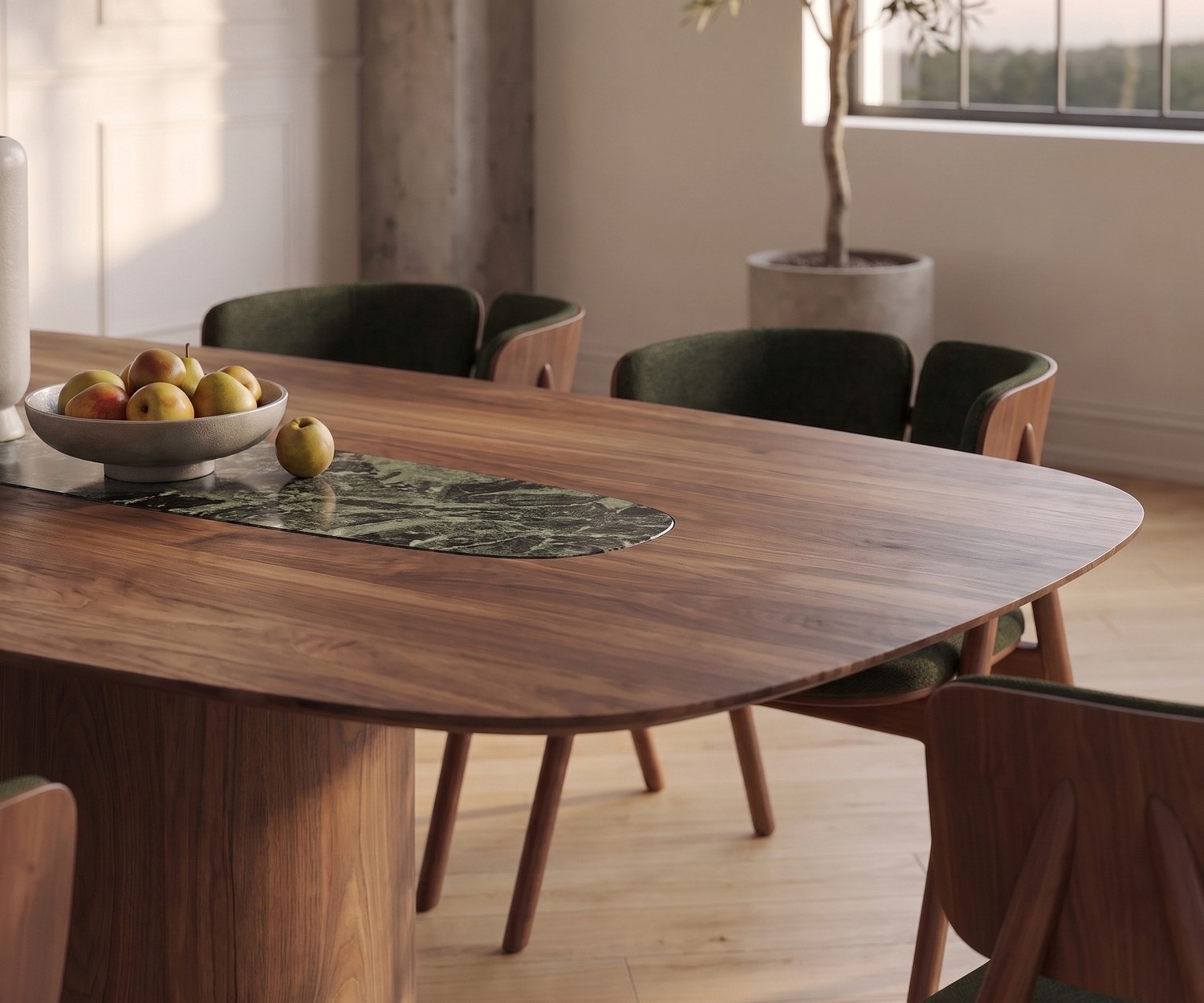 Design Esstisch al2 el-it c 001 mit ovaler Keramikplatte und Holzsockel in einem modernen, hellen Esszimmer.