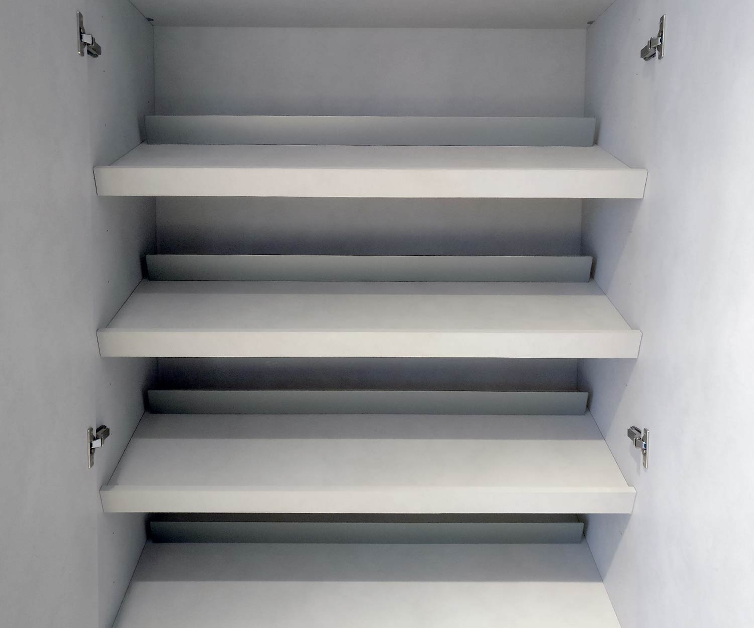 Livitalia Design Kleiderschrank Liscia Schuheinlage Livitalia Design Kleiderschrank Liscia Schuheinlage