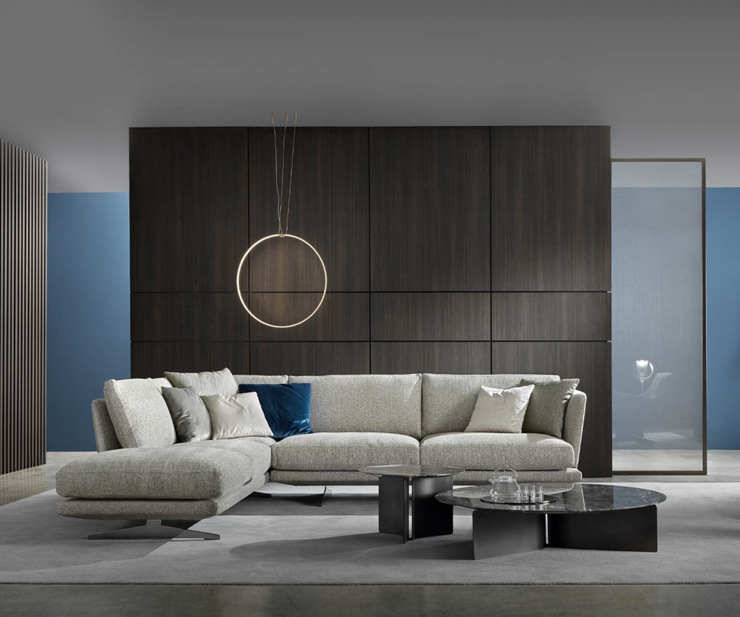 Exklusiver Marelli Couchtisch Wave Marmor Arabescato Grau Metallgestell Schwarz Exklusiver Marelli Couchtisch Wave Marmor Arabescato Grau Metallgestell Schwarz