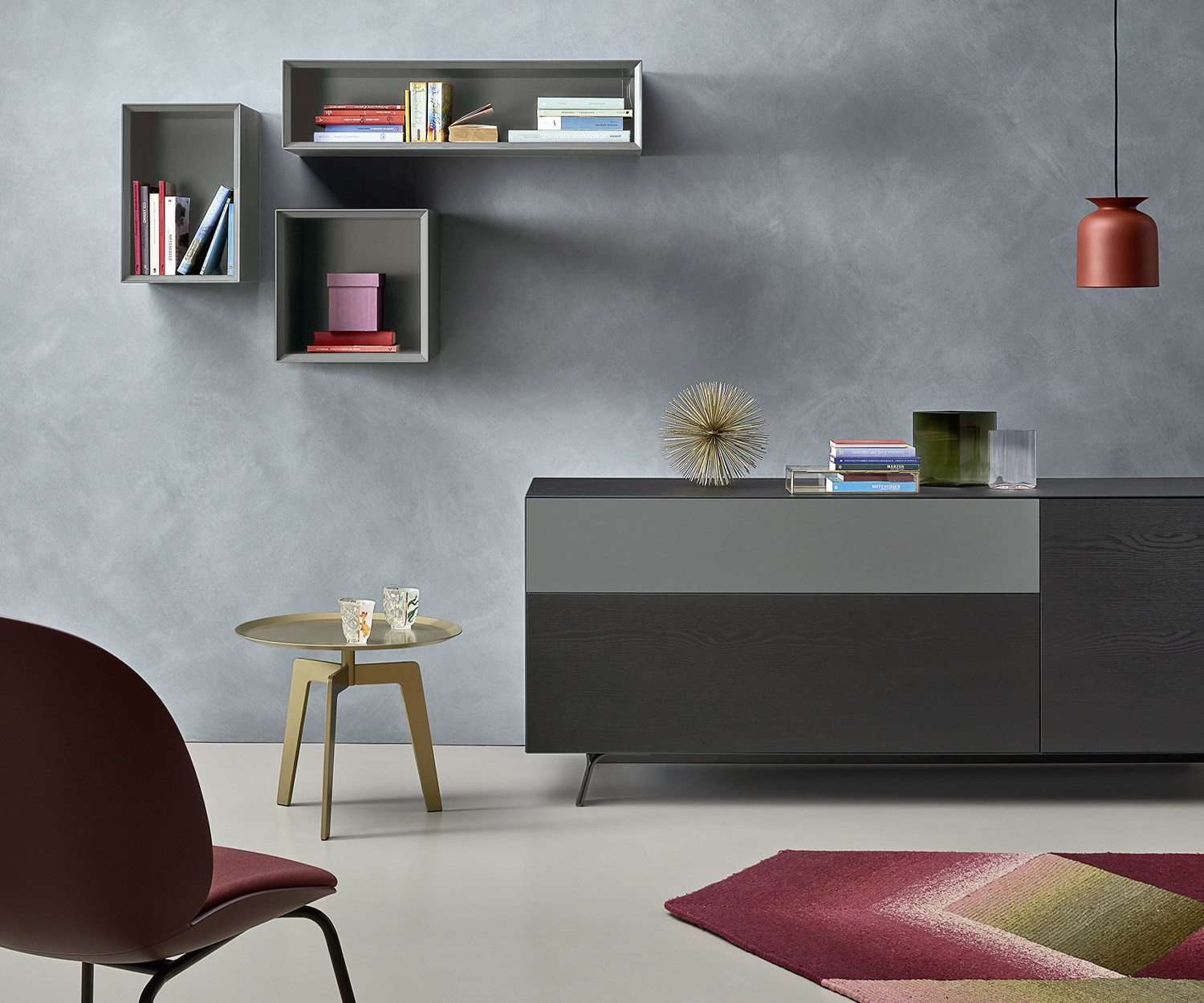 Hochwertiger Livitalia Hängeschrank Minimal geschlossen und offen über Wohnzimmer Design Lowboard Hochwertiger Livitalia Hängeschrank Minimal geschlossen und offen über Wohnzimmer Design Lowboard