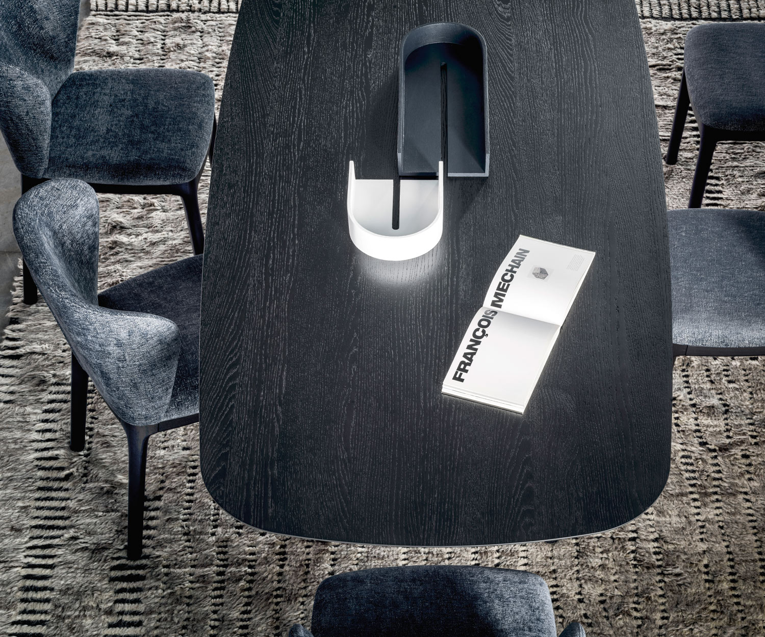 Tisch Torii in Eiche Carbone Tisch Torii in Eiche Carbone