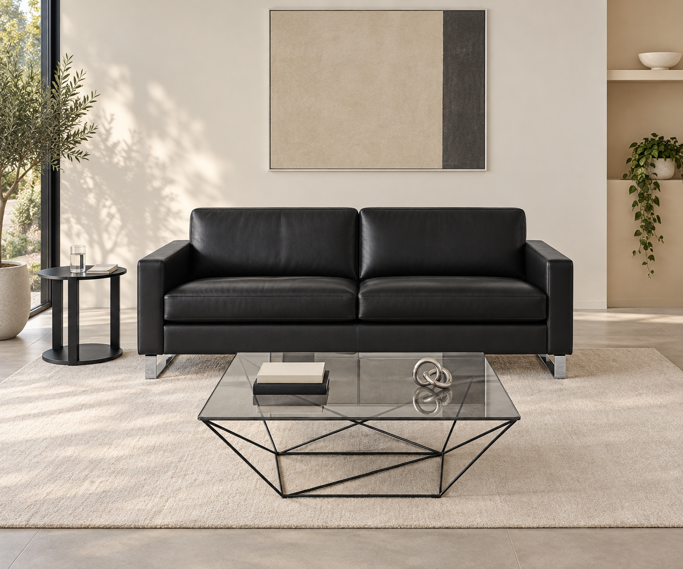 Livitalia Sofa Vinaro, 206 × 91 cm, Seminole 04 Schwarz, Echtleder, Chromkufen – Frontansicht mit Couchtisch