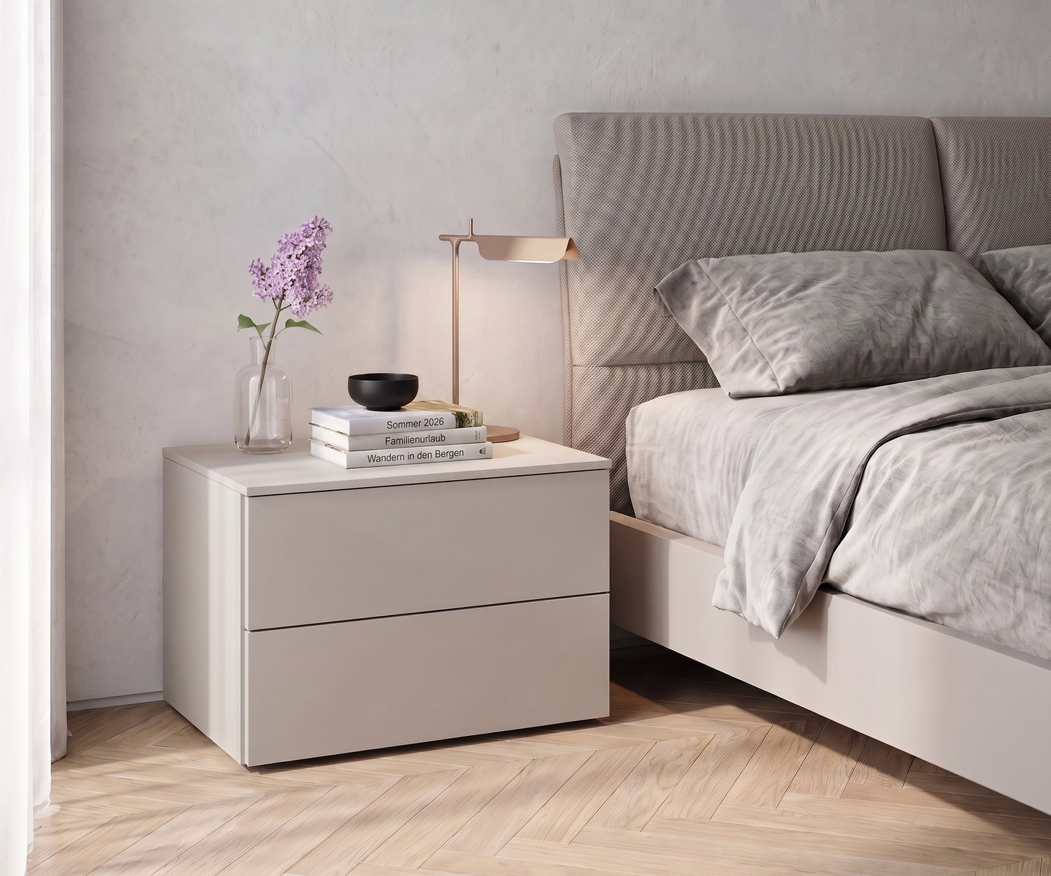 Livitalia Atena Nachttisch im Schlafzimmer: minimalistische beige Nachtkommode mit zwei Schubladen im modernen Design.