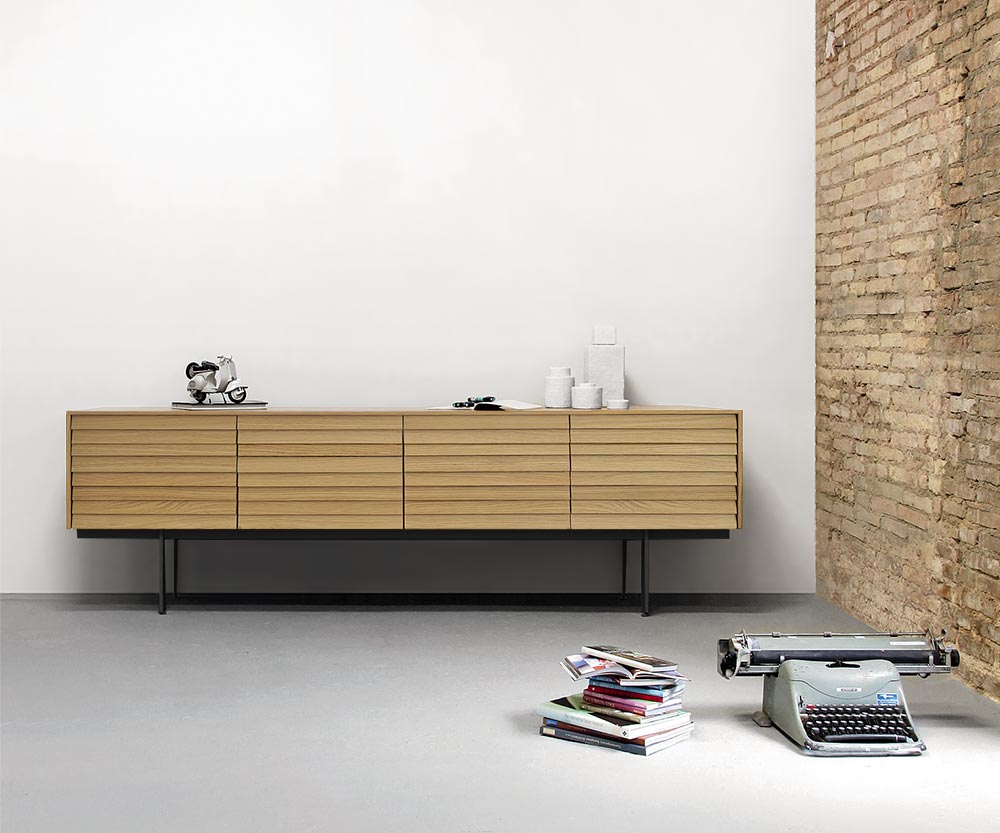 Punt Sussex Sideboard mit Fuesse B235 Super Matt Eiche Punt Sussex Sideboard mit Fuesse B235 Super Matt Eiche