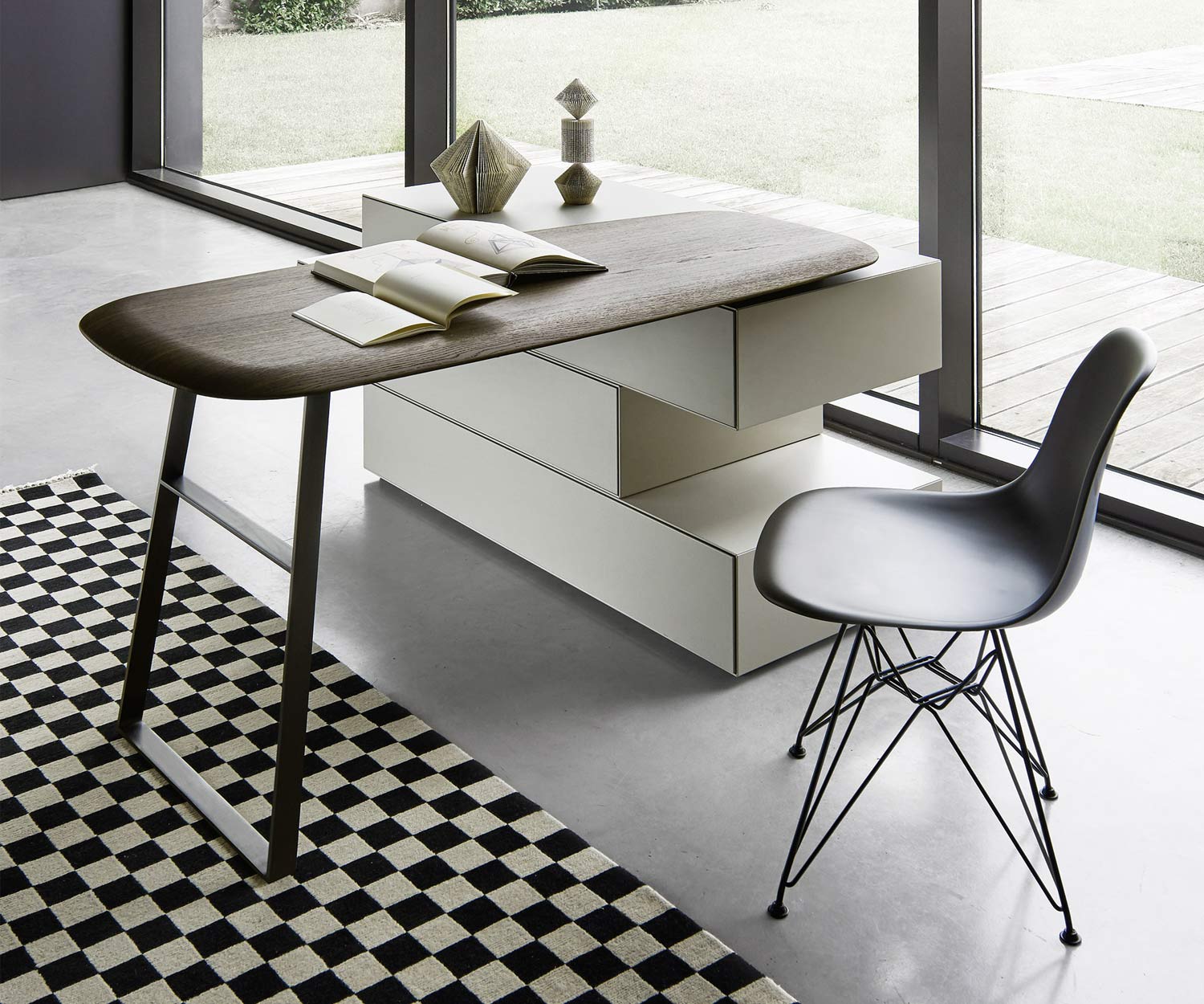 Hochwertige Livitalia Ecletto Design Kommode mit Schminktisch schwenkbar Hochwertige Livitalia Ecletto Design Kommode mit Schminktisch schwenkbar