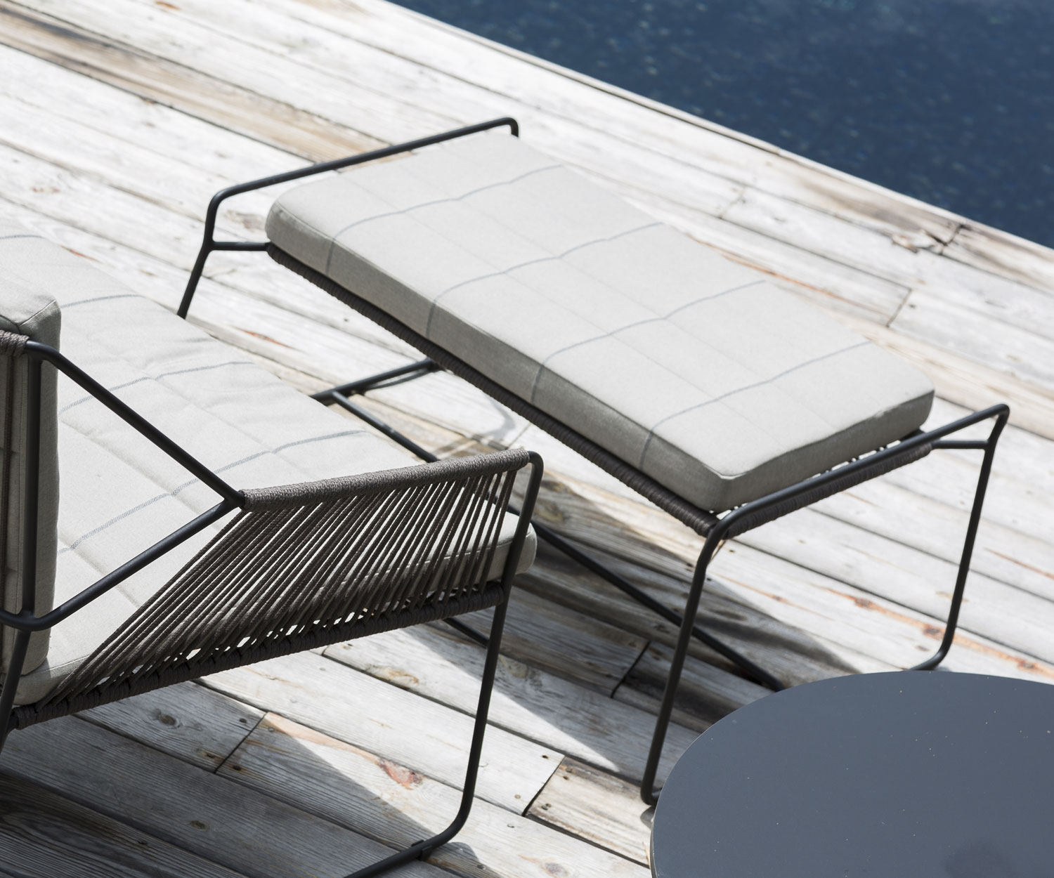 Hochwertiger Oasiq Sandur Schnur Design Sessel mit Sandur Schnur Hocker Hochwertiger Oasiq Sandur Schnur Design Sessel mit Sandur Schnur Hocker