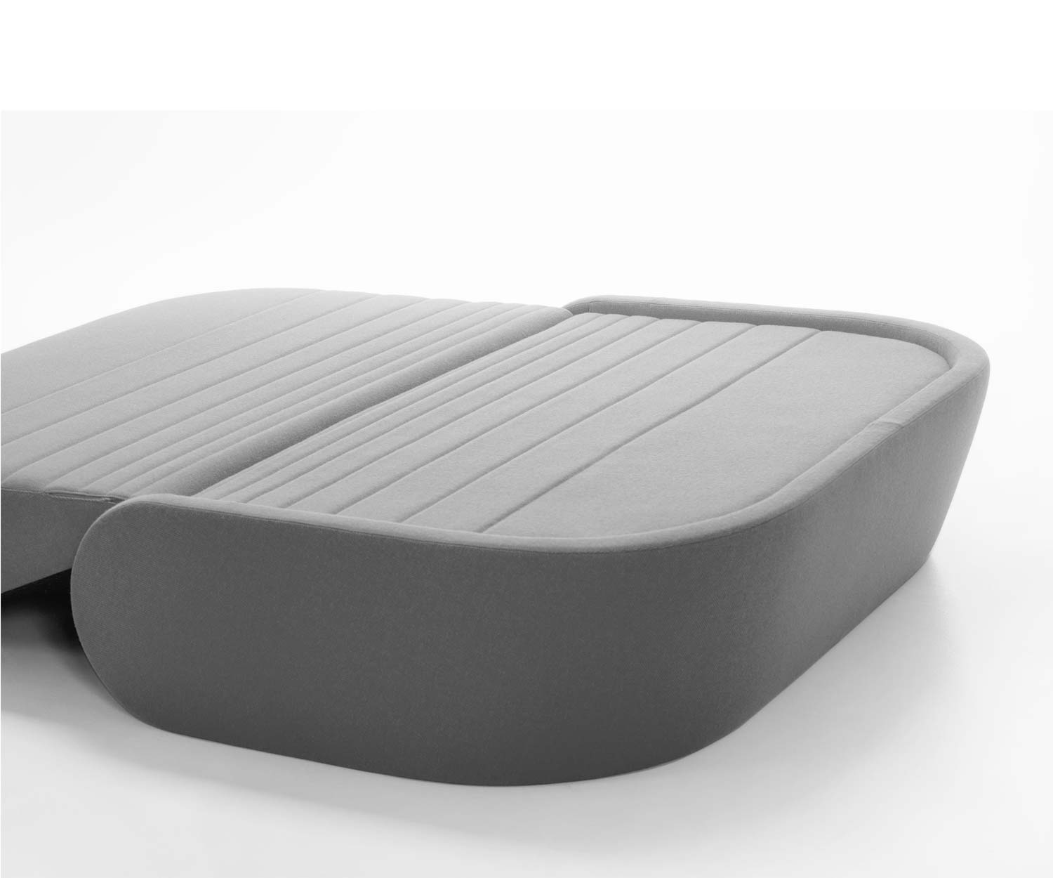 Aufgeklapptes Prosoria Up Lift Schlafsofa mit großzügiger Liegefläche als Gästebett Aufgeklapptes Prosoria Up Lift Schlafsofa mit großzügiger Liegefläche als Gästebett