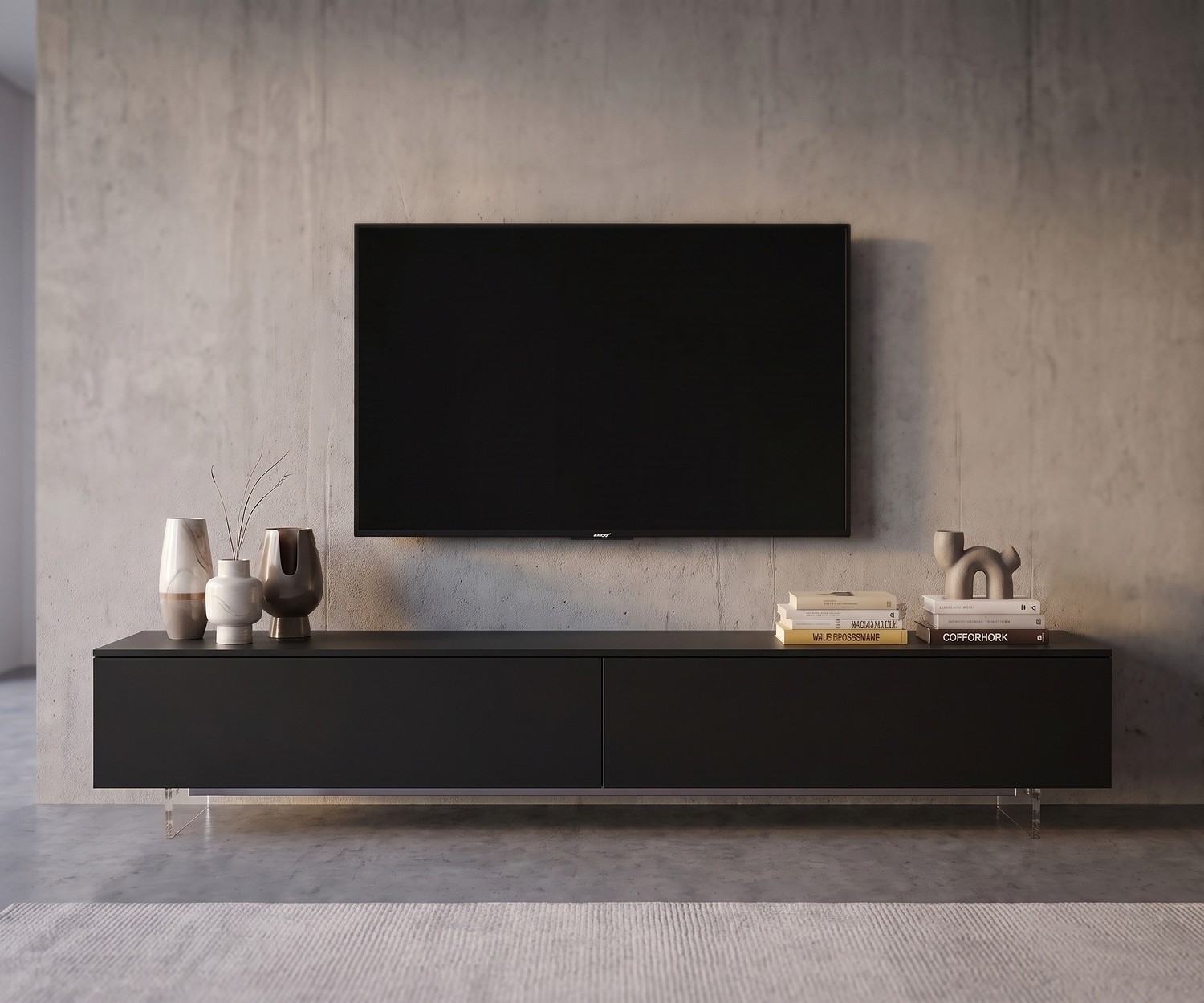 Livitalia TV Sockel transparent für Lowboards Transparenter TV Sockel Livitalia unter grauem Lowboard für schwebenden Effekt im modernen Wohnzimmer mit Betonwand.