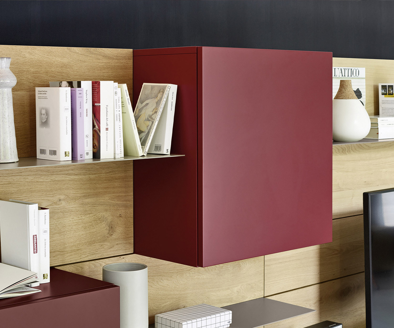Hochwertige Livitalia Design Wohnwand C37 Hängeschränke in Rot Amarena Matt Hochwertige Livitalia Design Wohnwand C37 Hängeschränke in Rot Amarena Matt