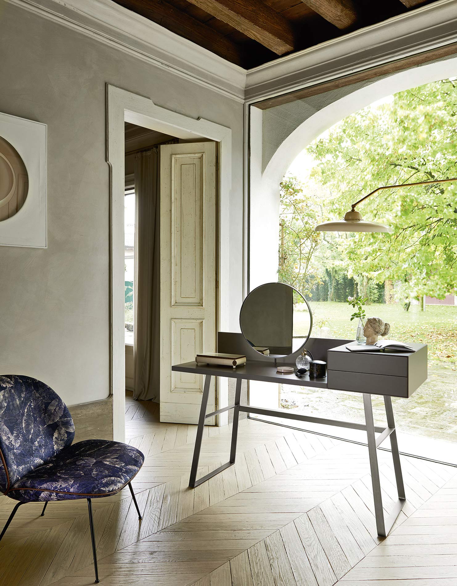 Design Schminktisch mit Spiegel