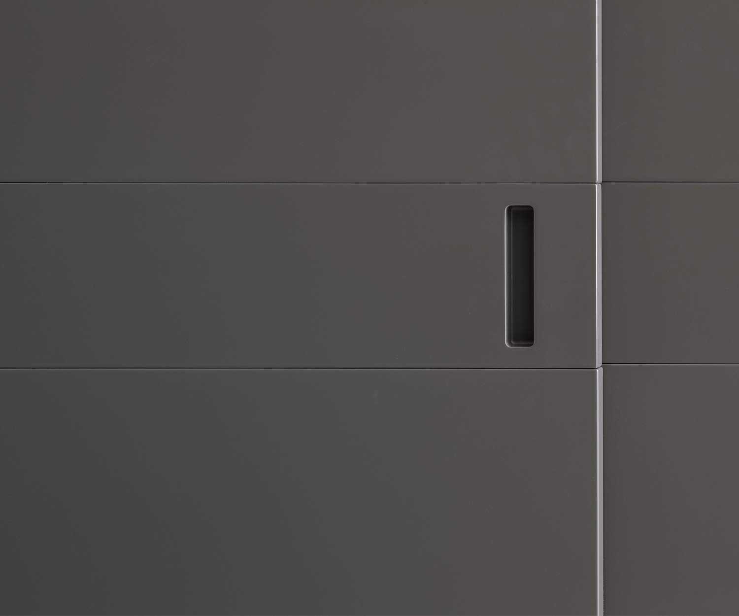 Novamobili Kleiderschrank Class im Detail der Griff Novamobili Kleiderschrank Class im Detail der Griff