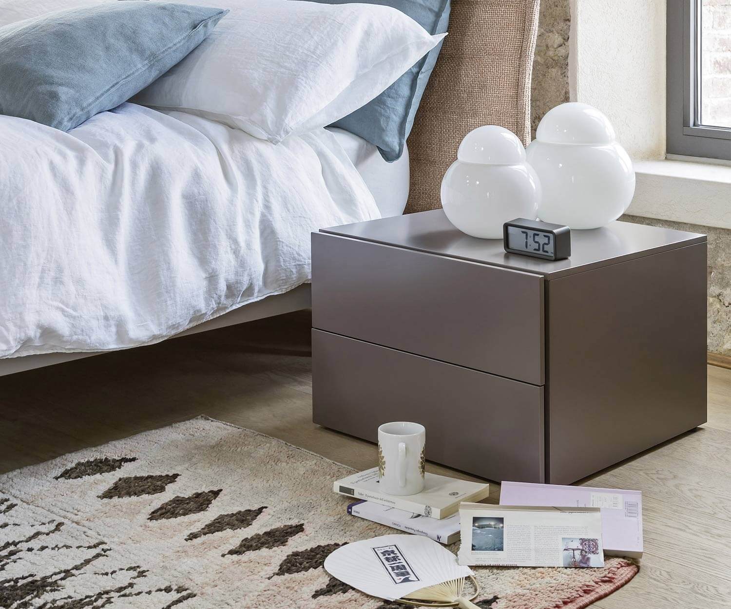 Moderner Novamobili Design Nachttisch Easy 2 Moderner Novamobili Design Nachttisch Easy 2