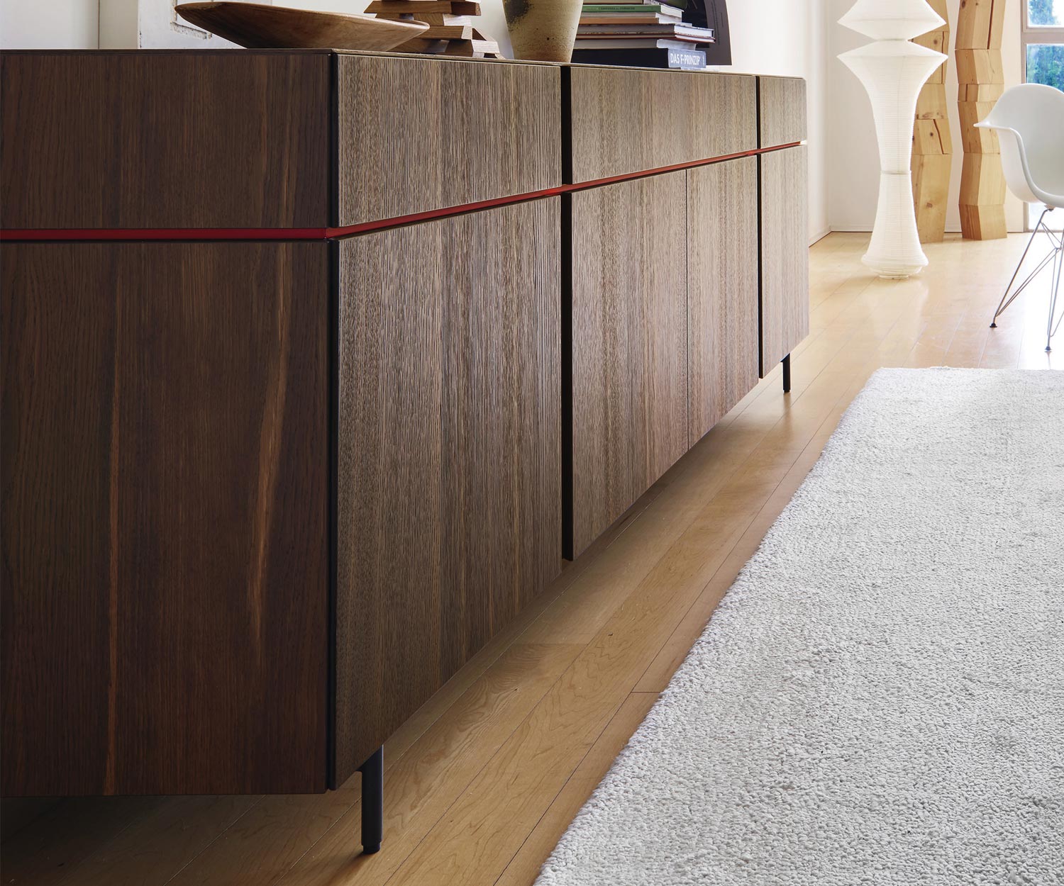 Hochwertiges Livitalia Abaco Design Sideboard in Eiche Braun seitliche Front Hochwertiges Livitalia Abaco Design Sideboard in Eiche Braun seitliche Front