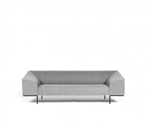 Exklusives Prostoria Design Sofa Seam mit hellgrauem Bezug Exklusives Prostoria Design Sofa Seam mit hellgrauem Bezug