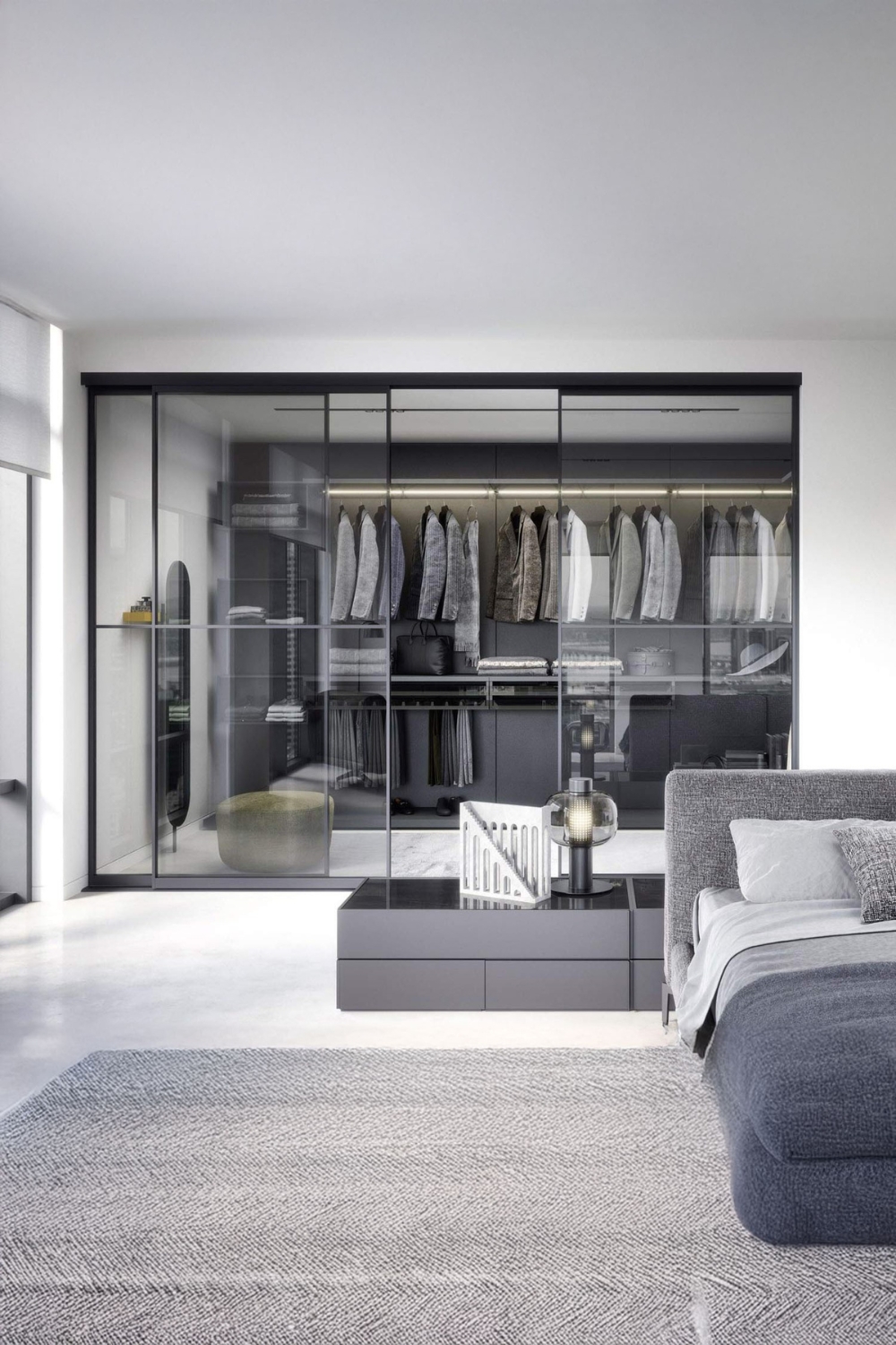 begehbarer-kleiderschrank-in-einem-minimalistisch-eingerichteten-schlafzimmer