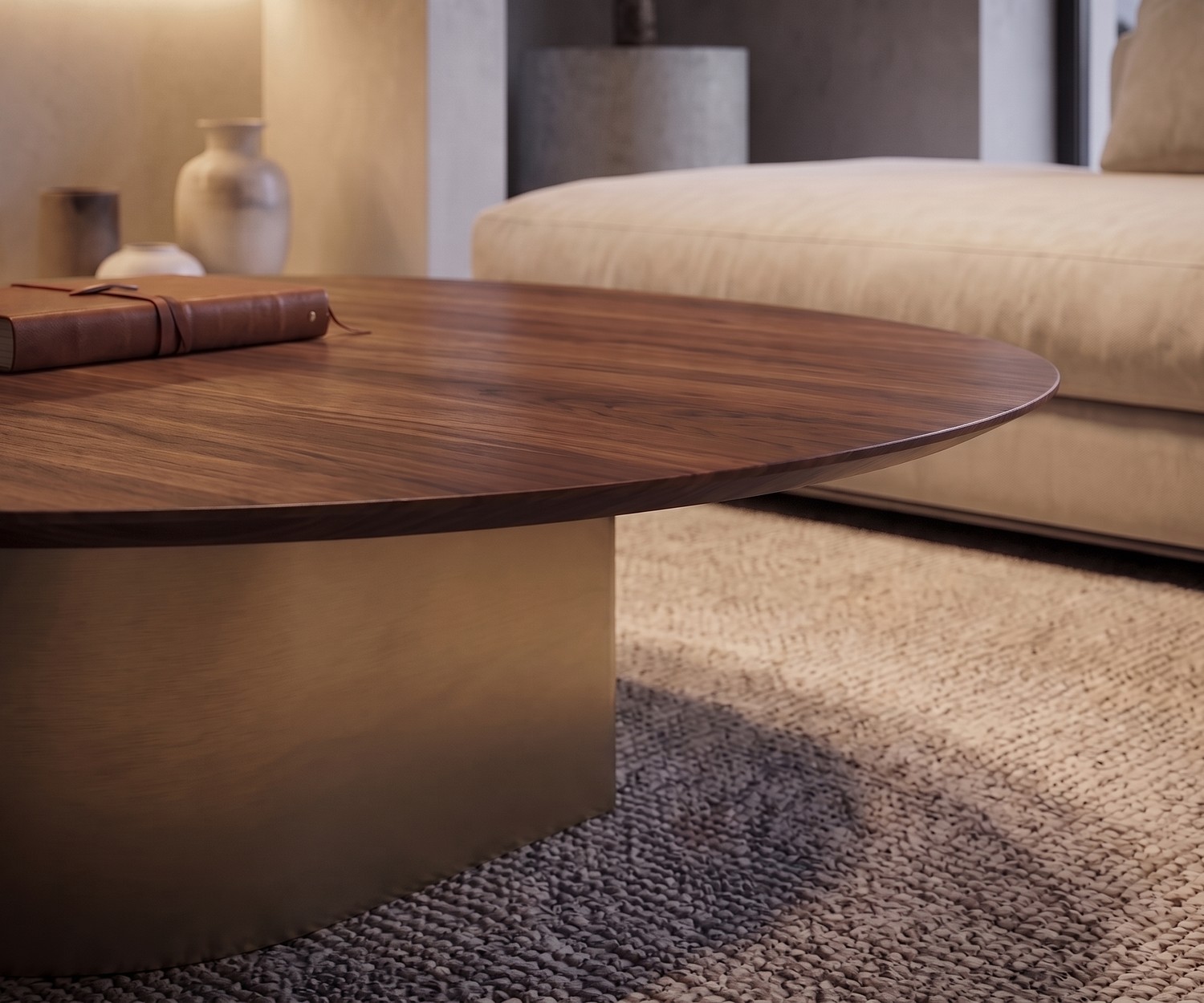 al2 dakry 006 Couchtisch im Wohnzimmer mit edler Holzplatte in Walnuss-Optik und goldenem Sockel für elegantes Flair.
