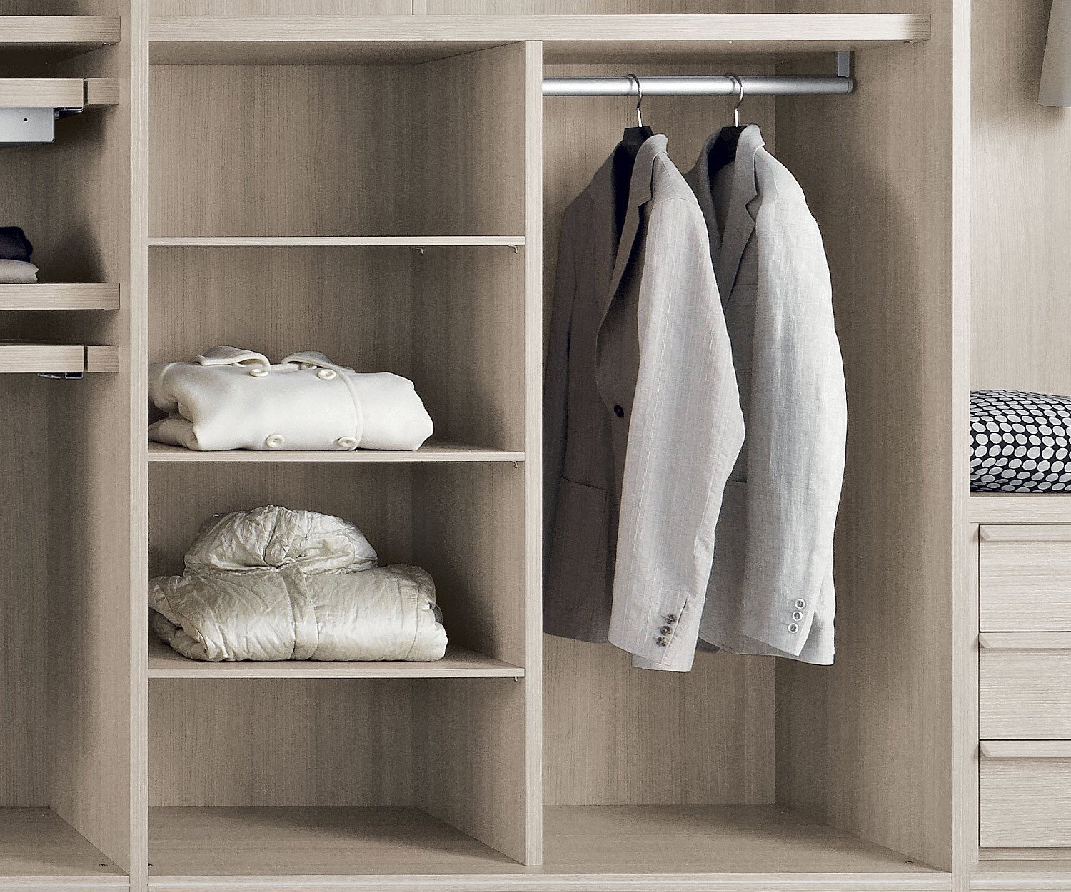 Magnum Armadi Kleiderstange als Zubehör für Novamobili Kleiderschränke Magnum Armadi Kleiderstange als Zubehör für Novamobili Kleiderschränke