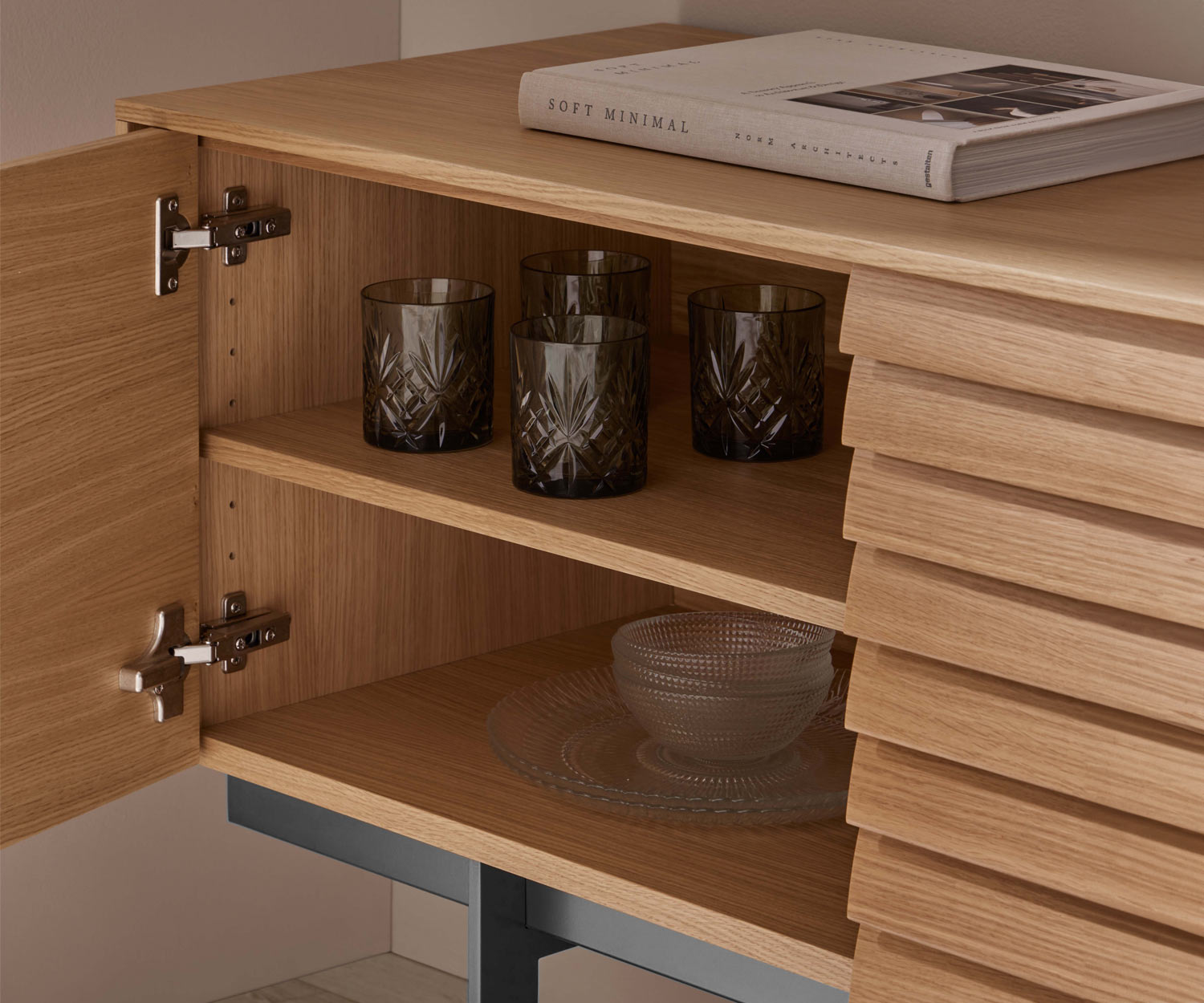 Punt Susses Sideboard Eiche Schubladen offen Punt Susses Sideboard Eiche Schubladen offen