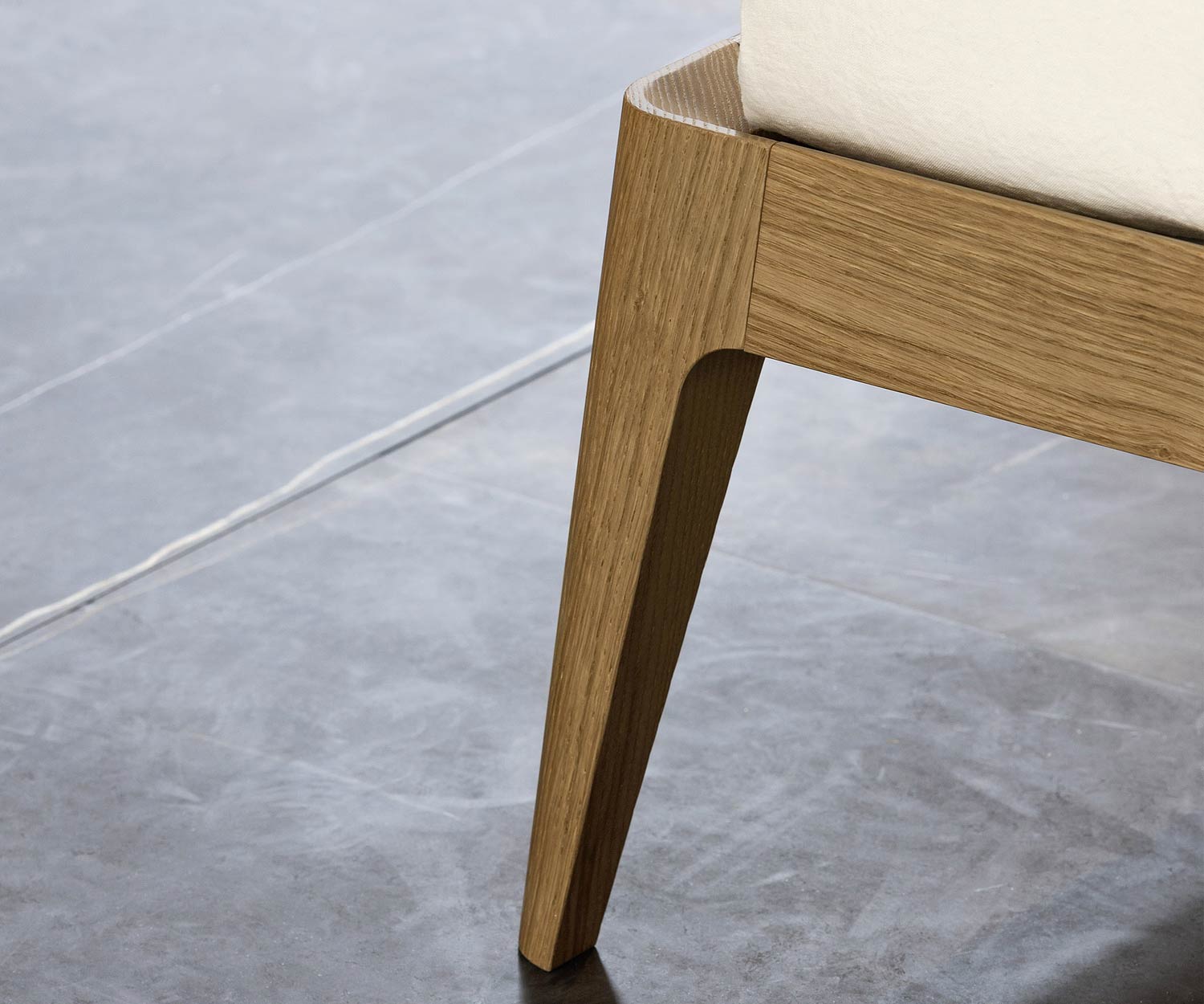 Novamobili Design Bett Holz Siri 160 x 200 cm Detail Eiche Miele N02 honigfarben Novamobili Design Bett Holz Siri 160 x 200 cm Detail Eiche Miele N02 honigfarben